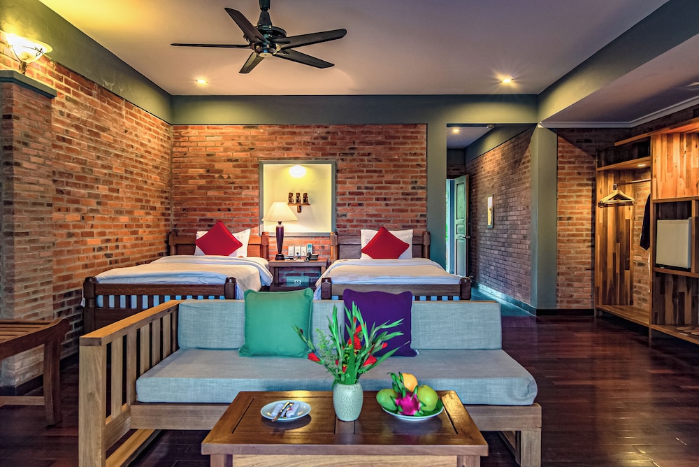Deluxe Room With Free Benefit & Spa - Photo 14