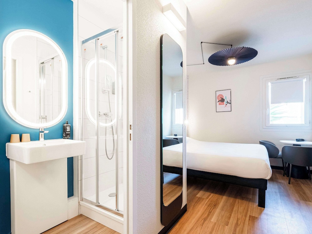 Standard Room, 1 Double Bed - Photo 3
