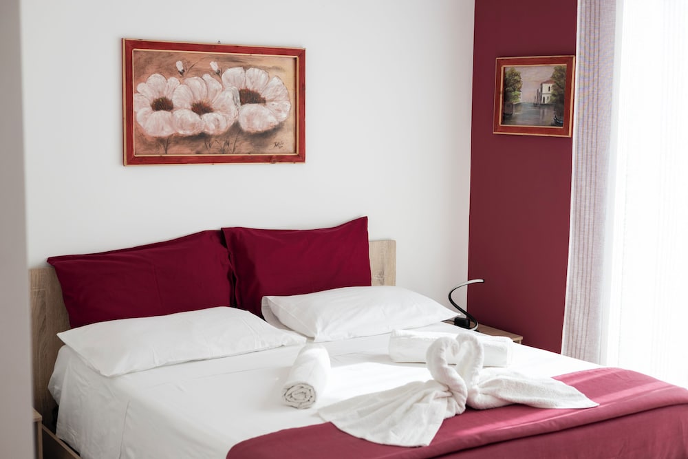 Comfort Triple Room