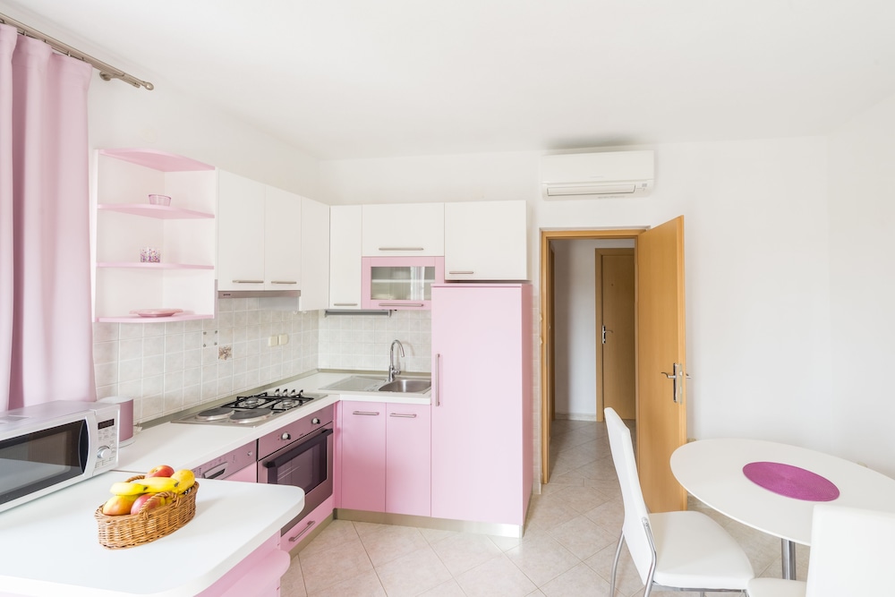 Apartment, 1 Bedroom, Sea View photo 2