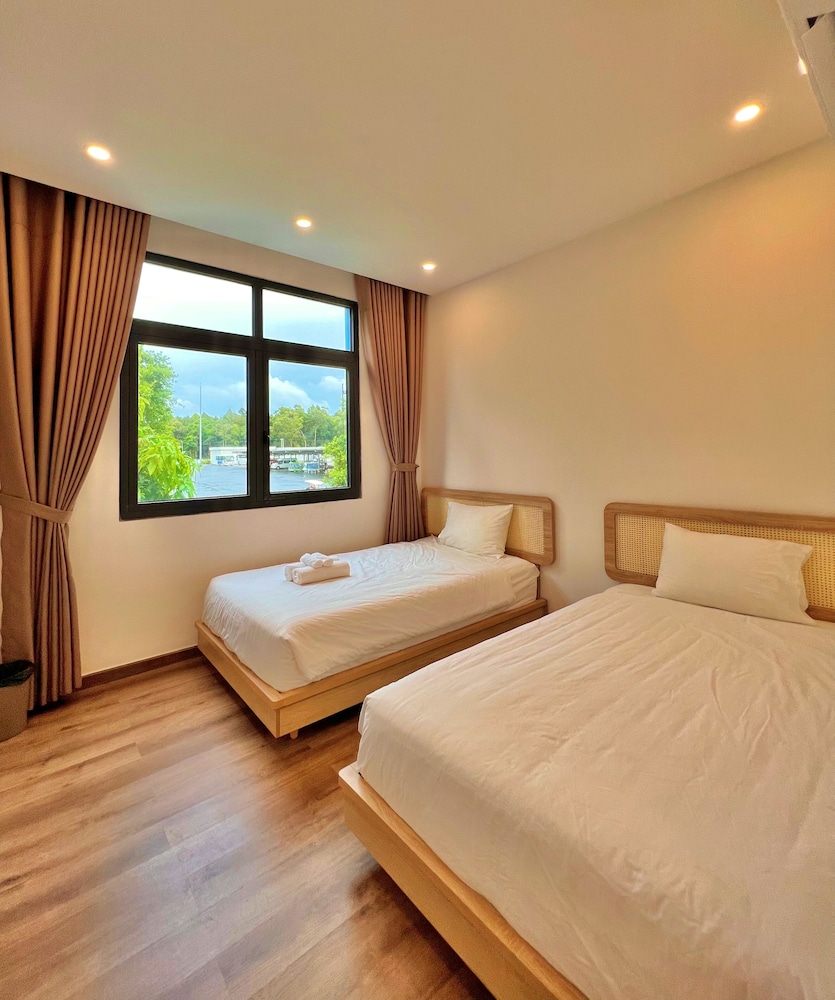 Superior Triple Room photo 2