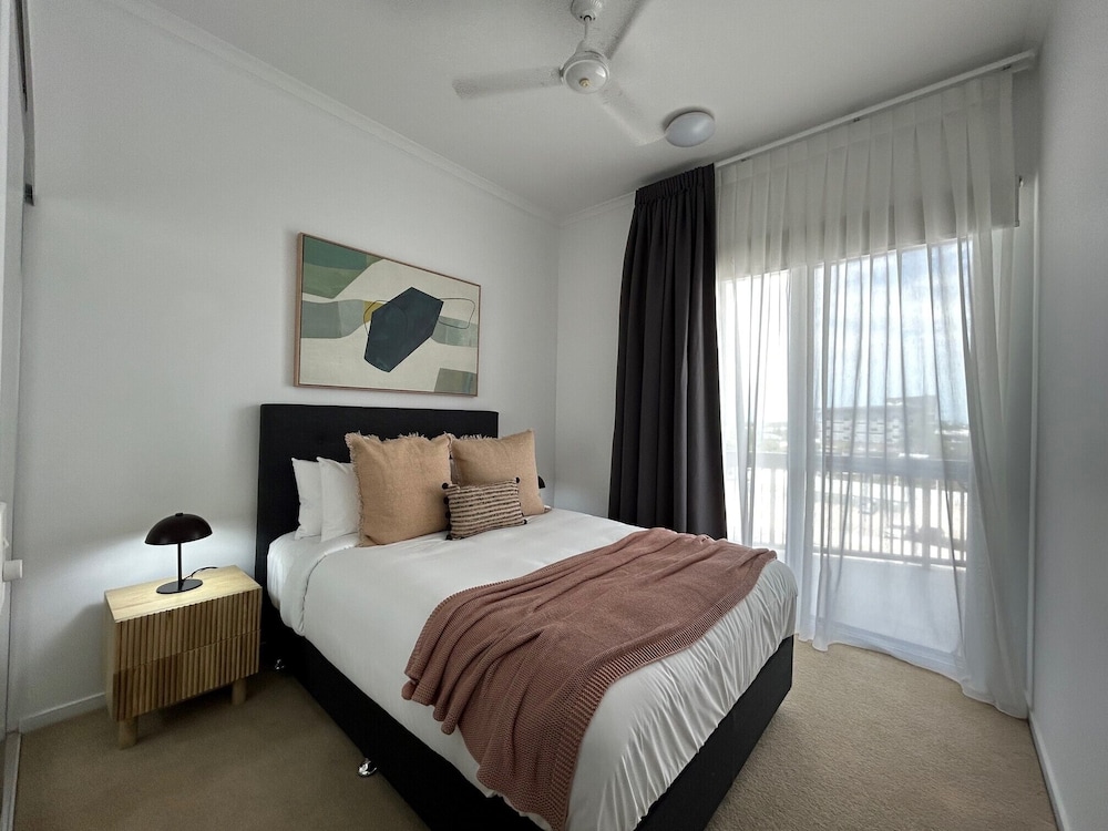 2 Bedroom Penthouse photo 3