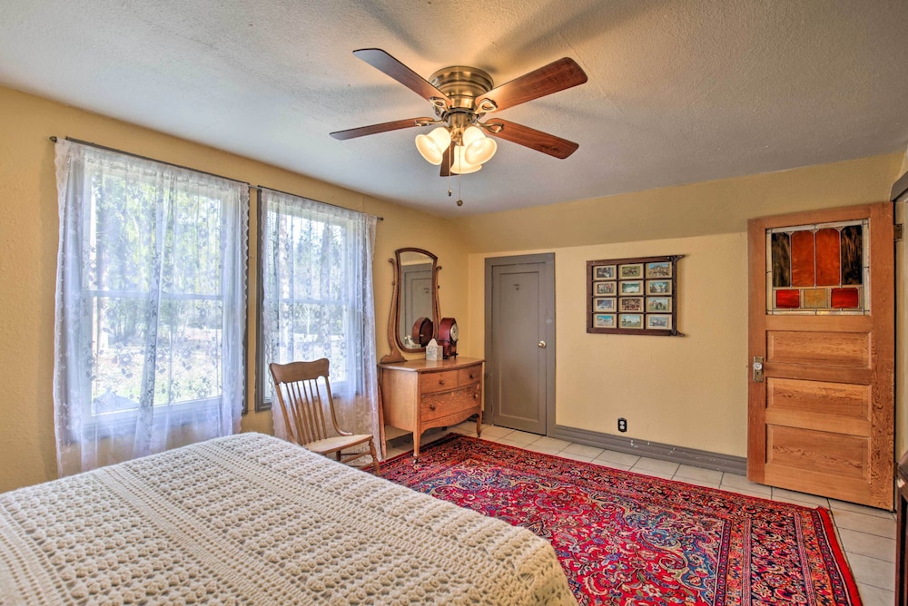 House (4 Bedrooms) photo 1