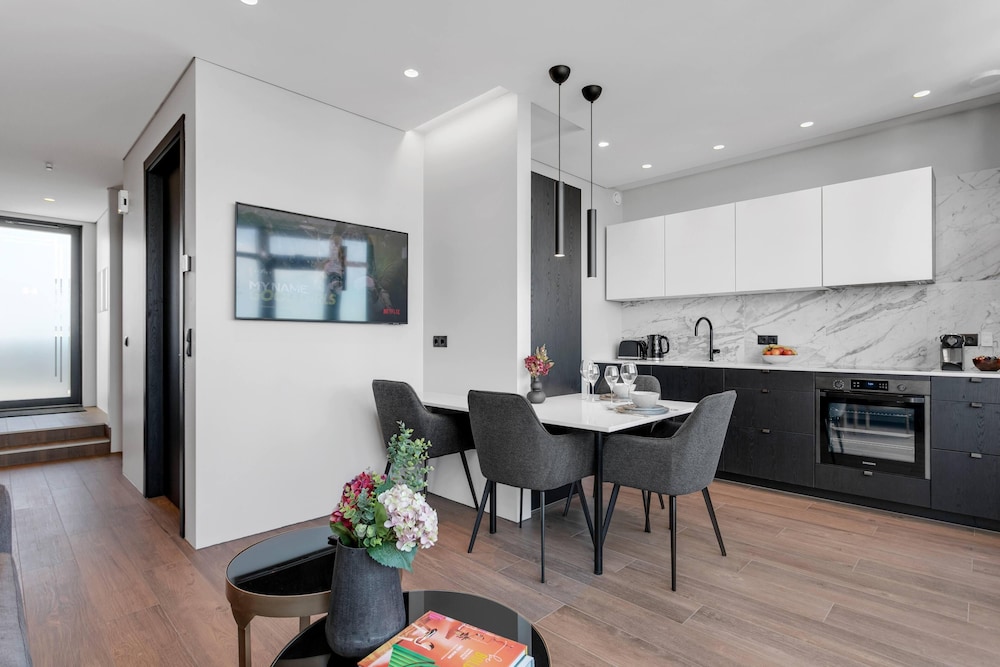Luxury Penthouse photo 3