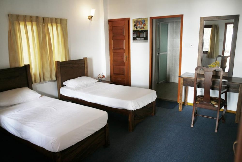 Standard Room (Non Ac) photo 2
