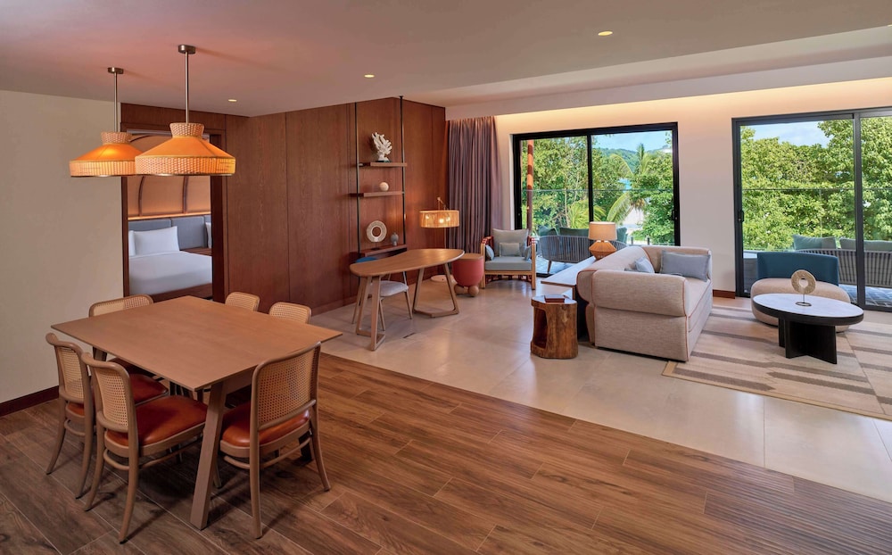 Suite, Multiple Beds, Balcony