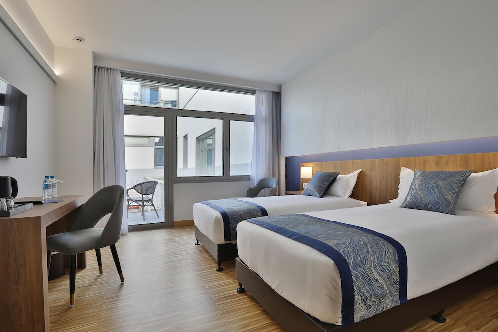 Double Room - Photo 5