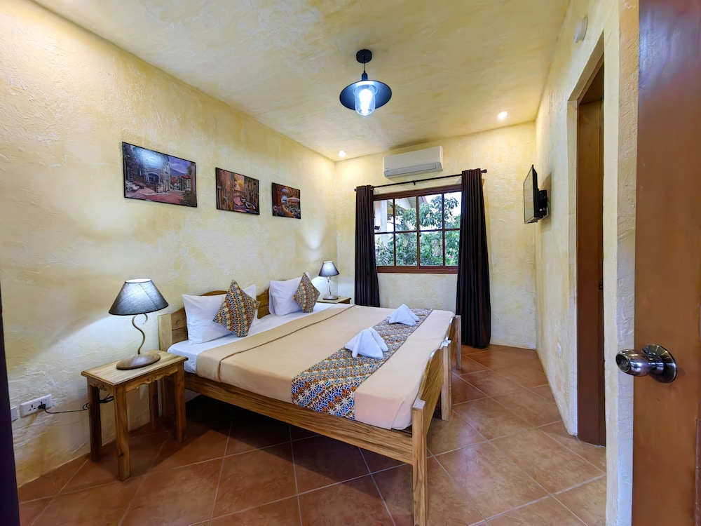 Standard Twin Room - Photo 2