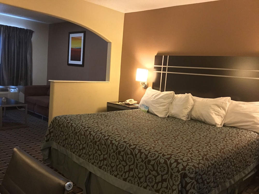 Days Inn & Suites by Wyndham Houston North - Spring, Foto 2