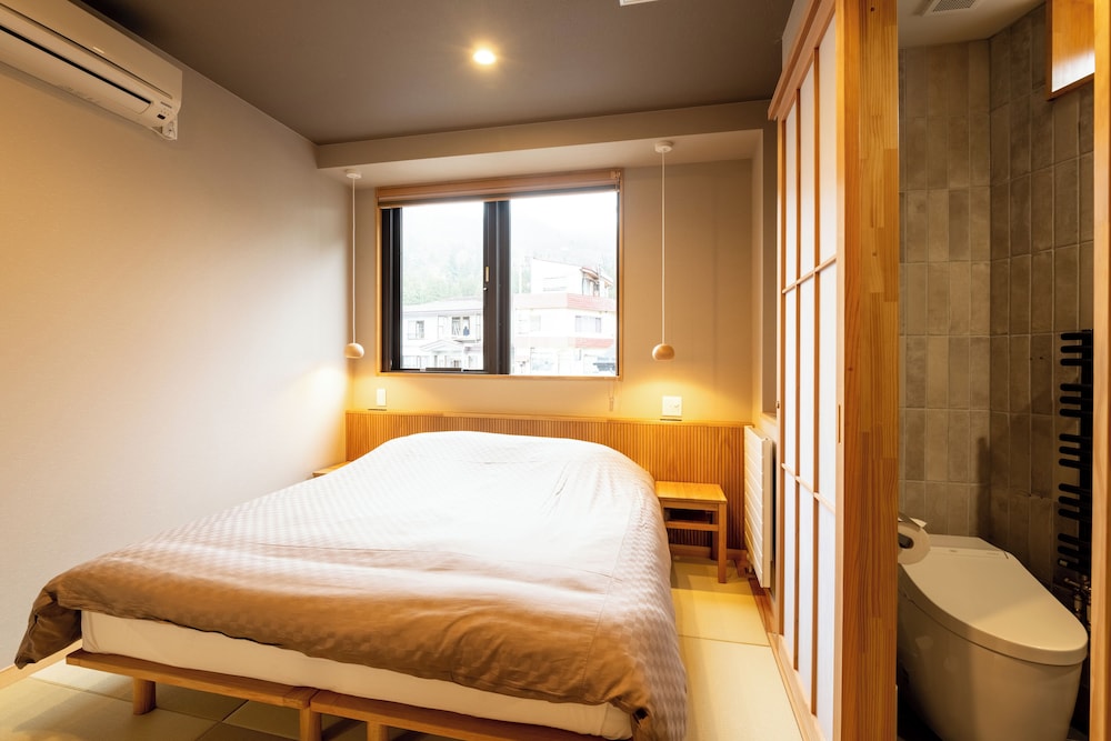 Superior Penthouse, Annex Building photo 3