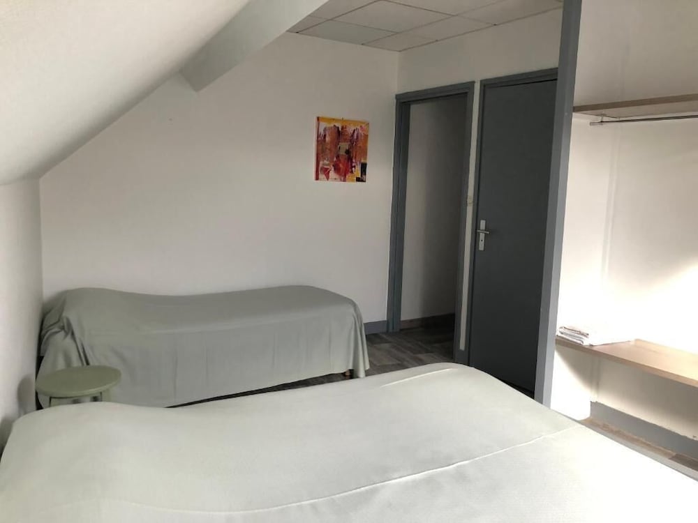 Classic Triple Room - Photo 4