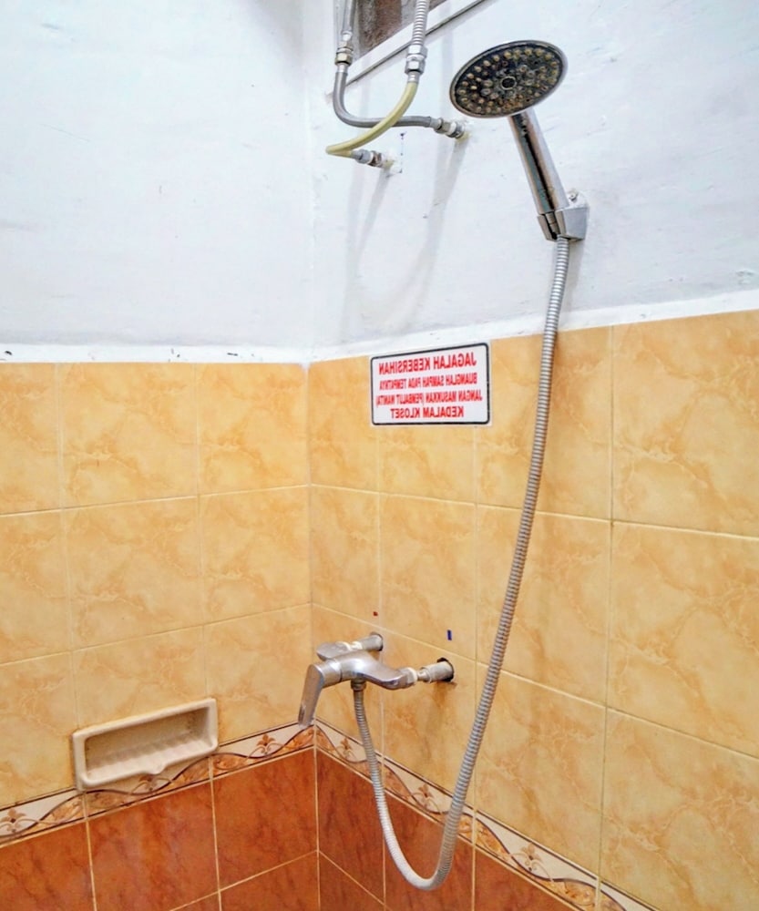 Standard Double Room - Photo 2