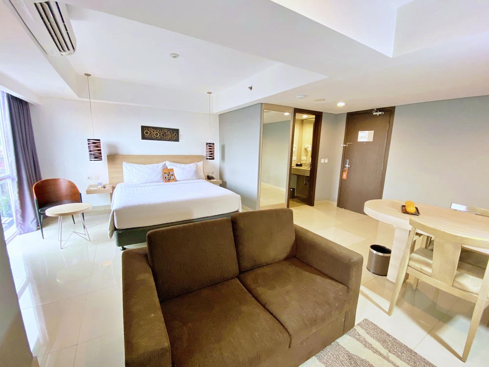 Junior Double Room, 1 Queen Bed photo 3