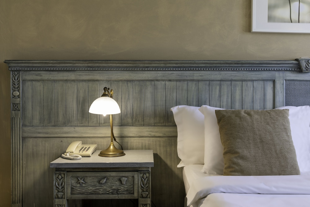 Deluxe Double or Twin Room, Garden View photo 1