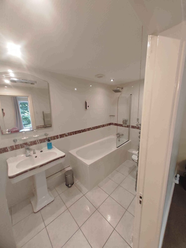 Comfort Room photo 3