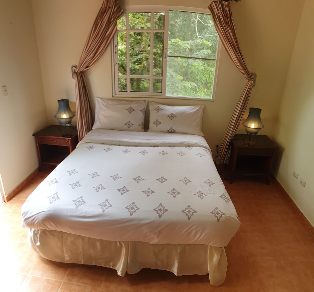 Casa Comfort, 3 camere da letto, 2 bagni, vista giardino