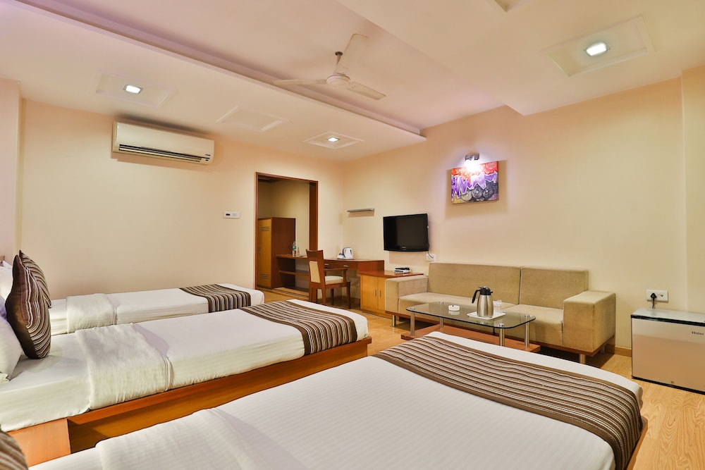 Executive Room - Photo 3