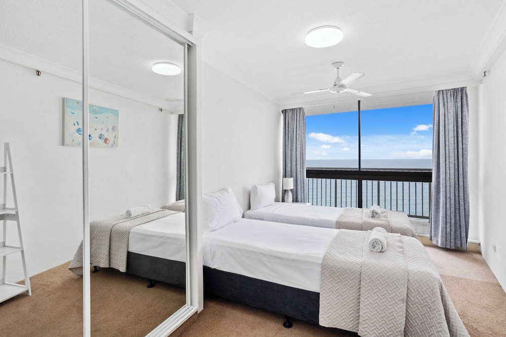 Superior Apartment, Ocean View photo 3