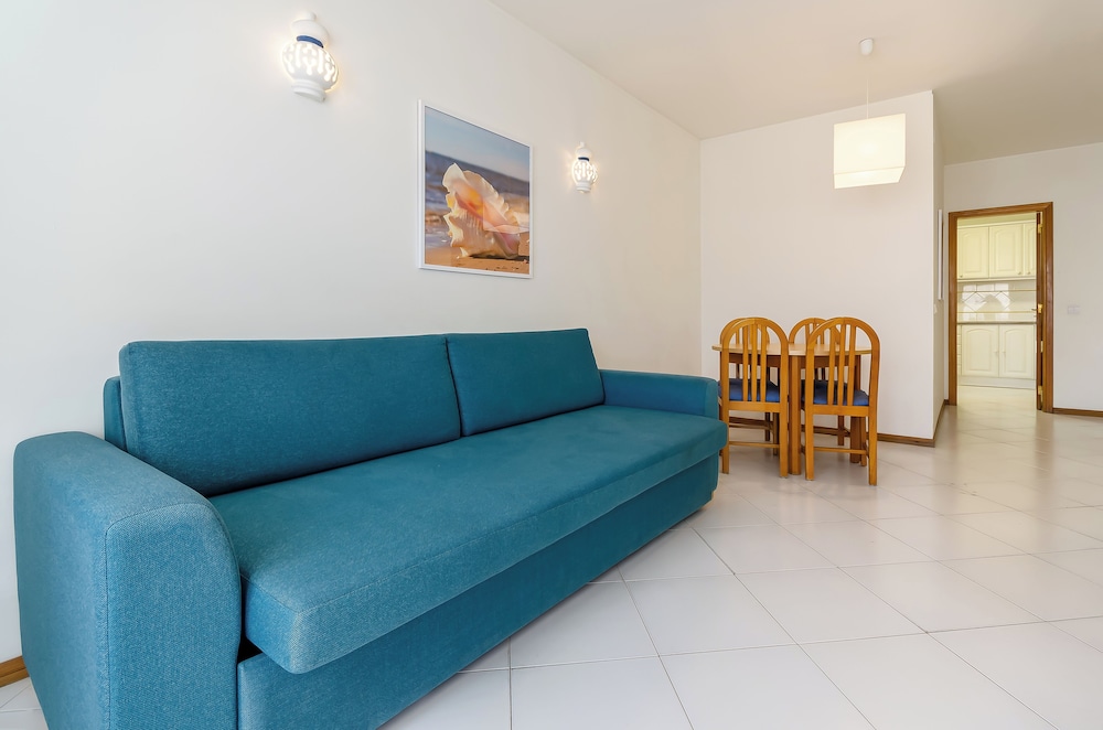 Apartment, 1 Bedroom, Partial Sea View - Photo 5