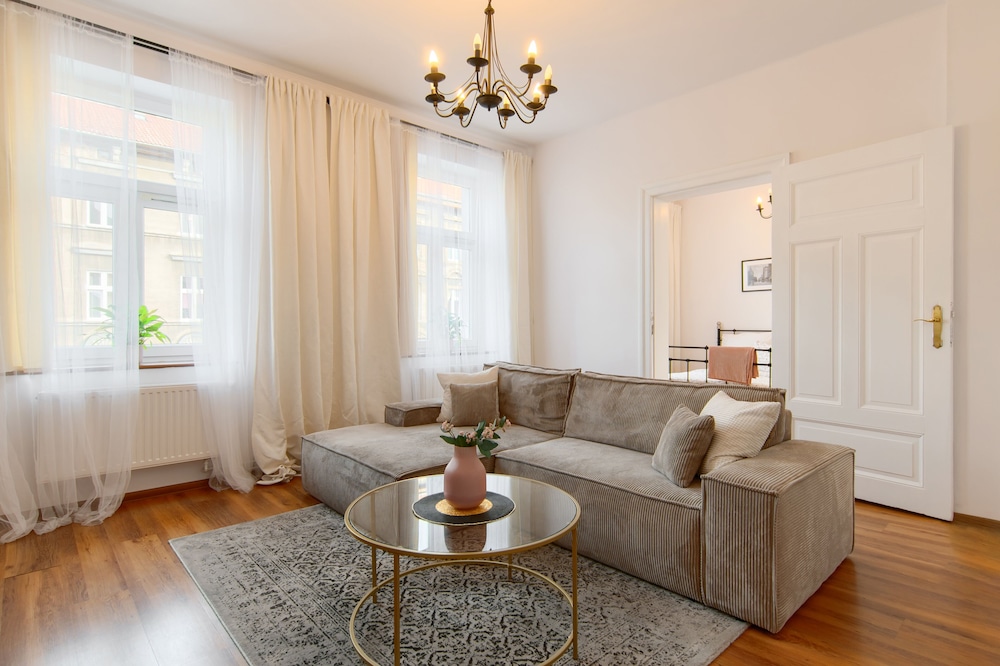 Family Apartment photo 1