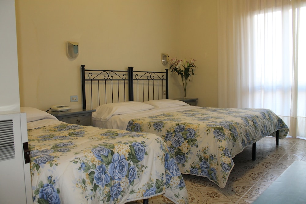 Quadruple Room photo 3