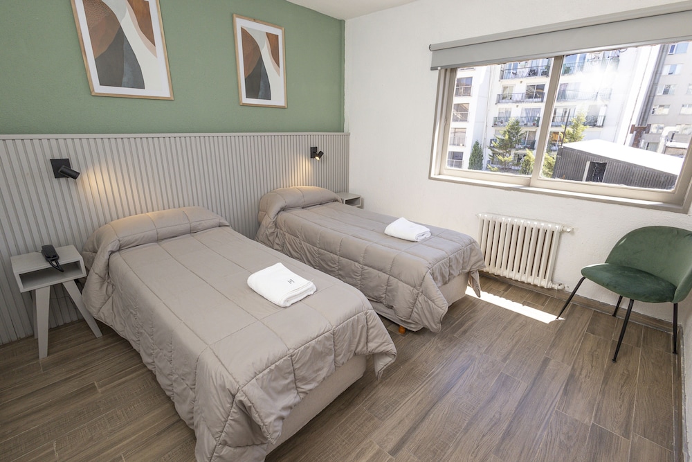 Standard Double Room photo 3