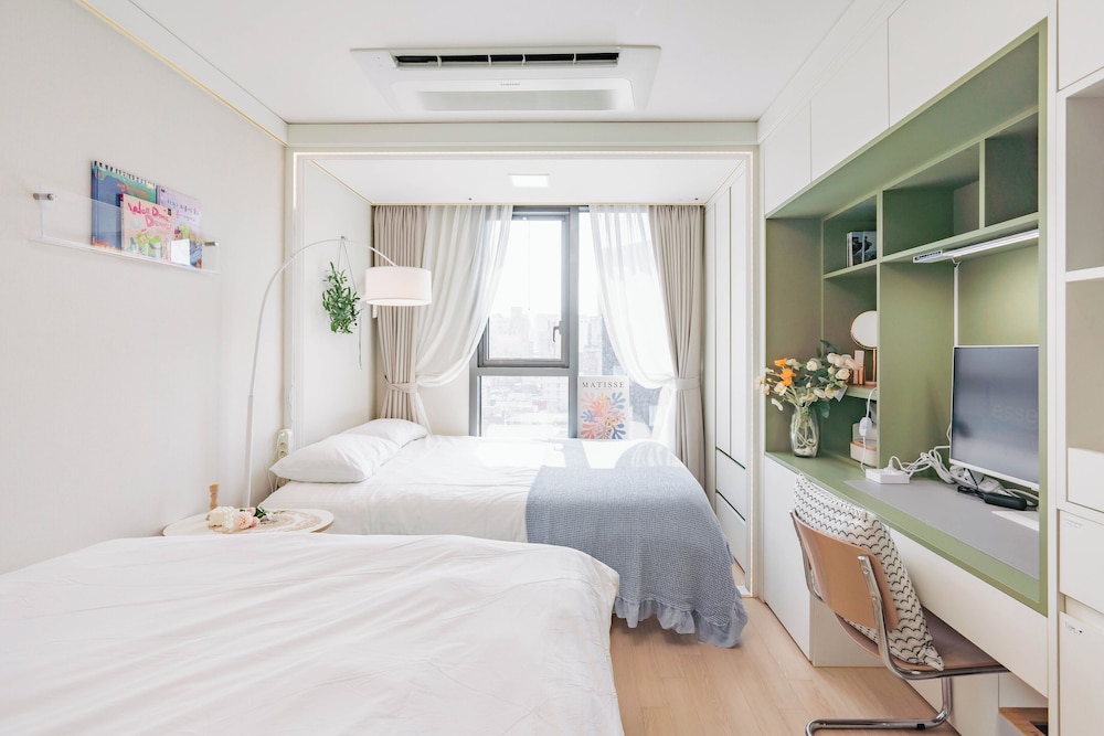 Family Studio Suite