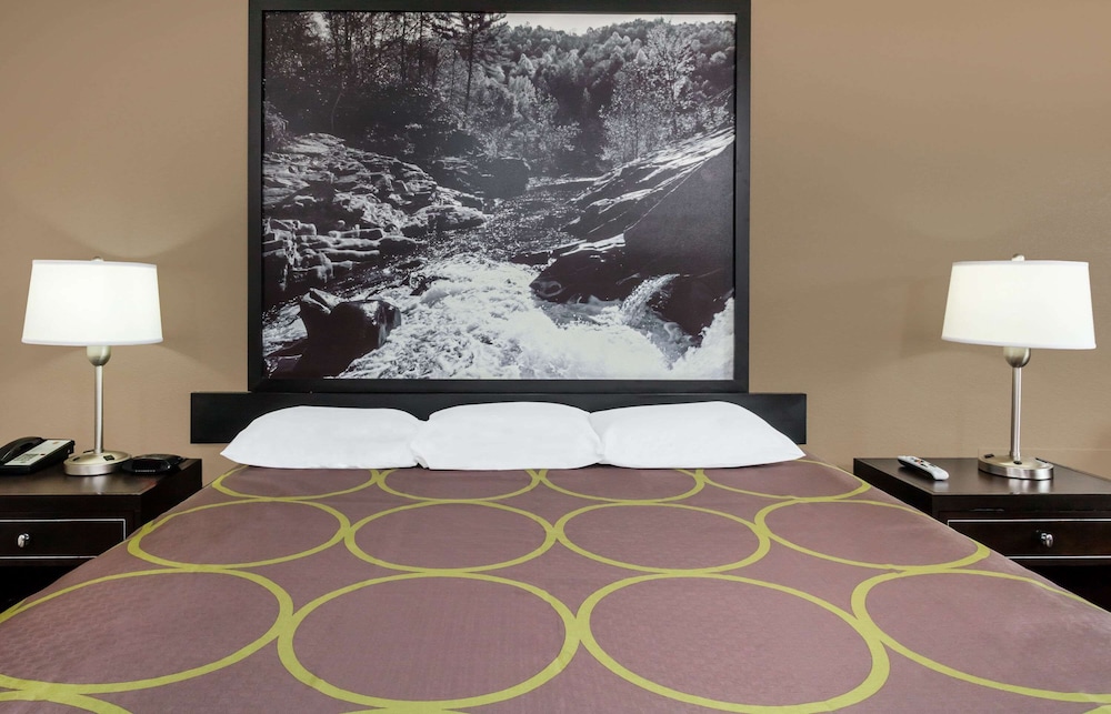 Standard Room, 1 King Bed, Accessible, Non Smoking (Mobility Accessible) - Photo 3