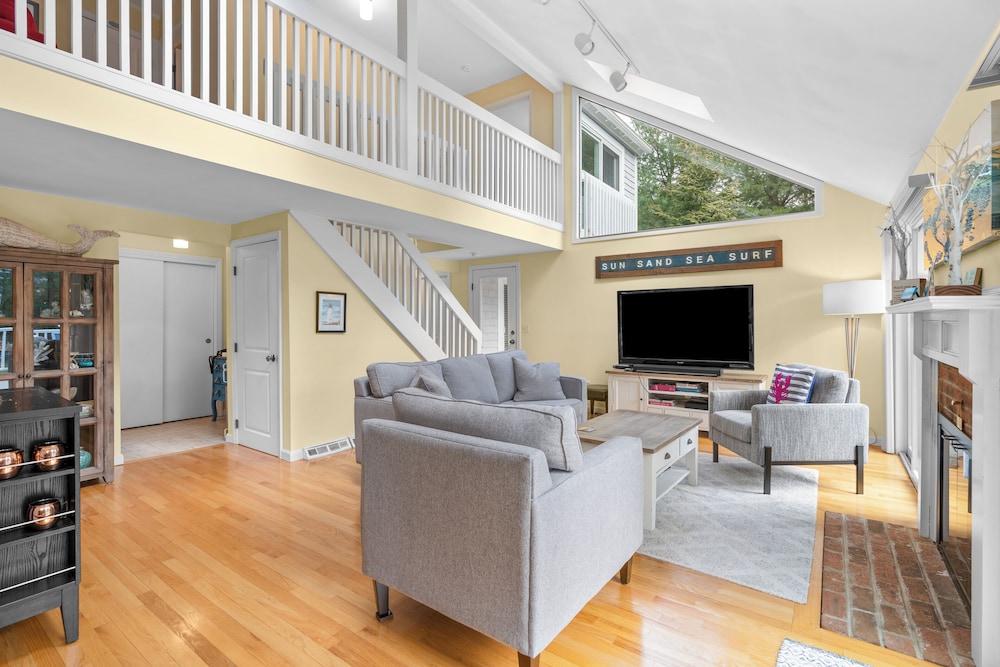 House, Multiple Beds, Kitchen, Garden View photo 1