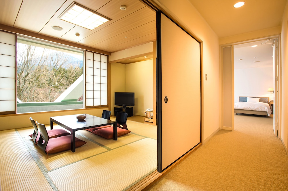 Japanese Western Style Room photo 1
