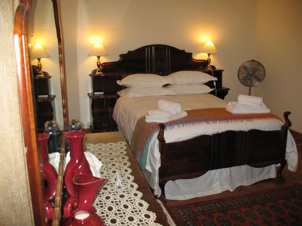 Comfort Cottage, 1 Bedroom (5C Bell Street) photo 2