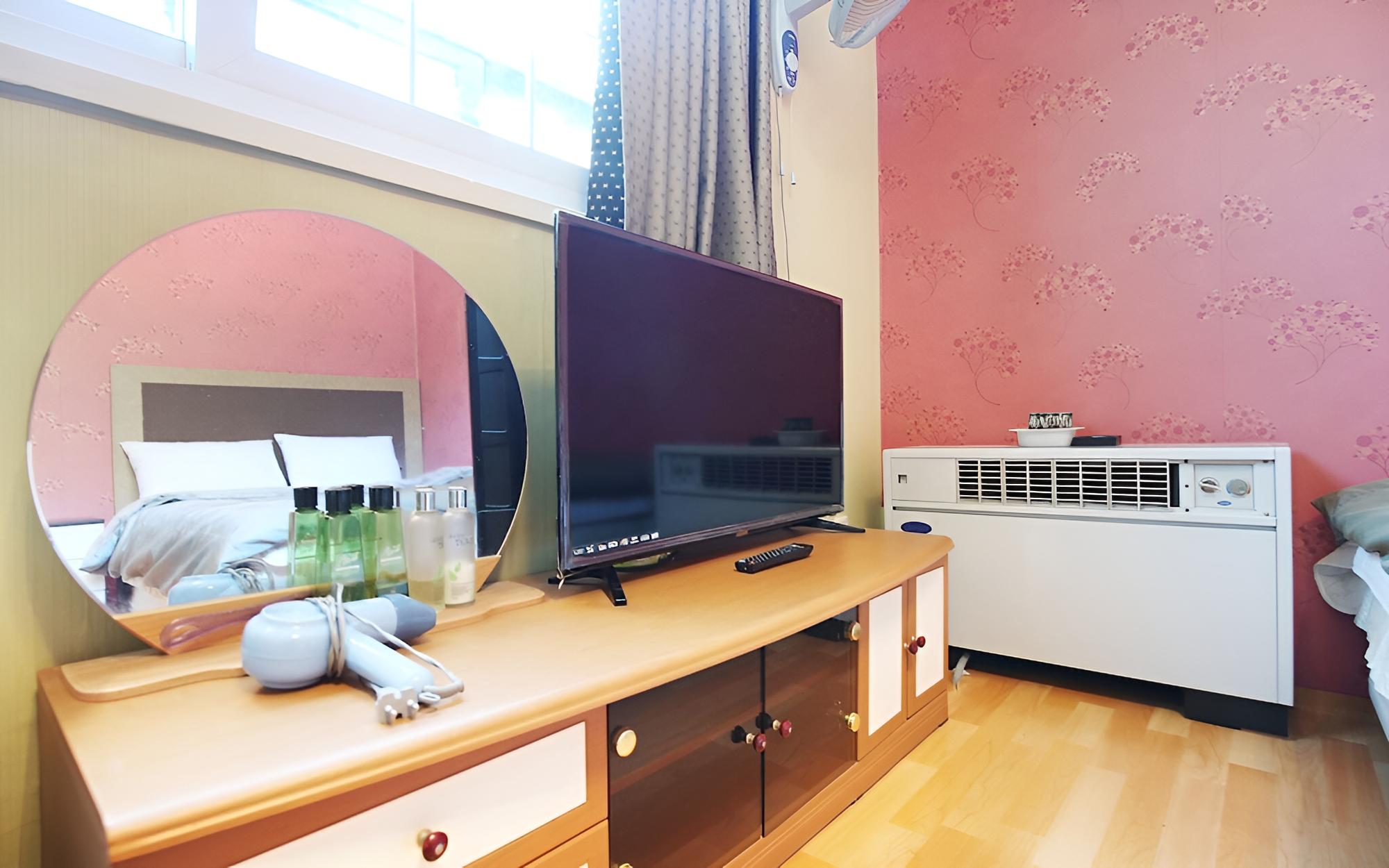 Room (Standard Room (Bed)) - Photo 7