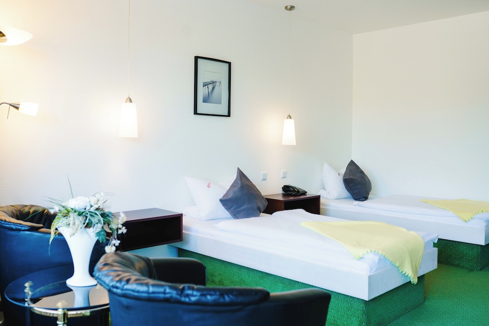 Economy Single Room