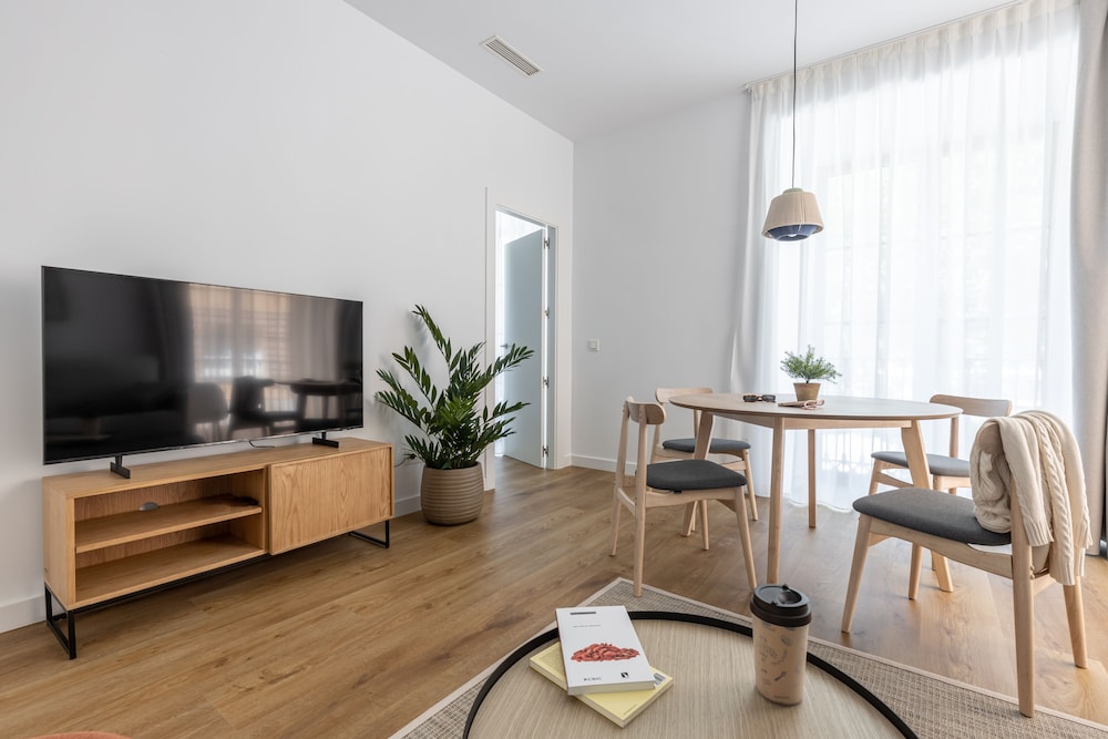 Apartment, 1 Bedroom - Photo 17