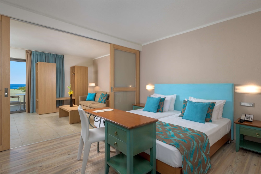 Family Room, Sea View (Superior)