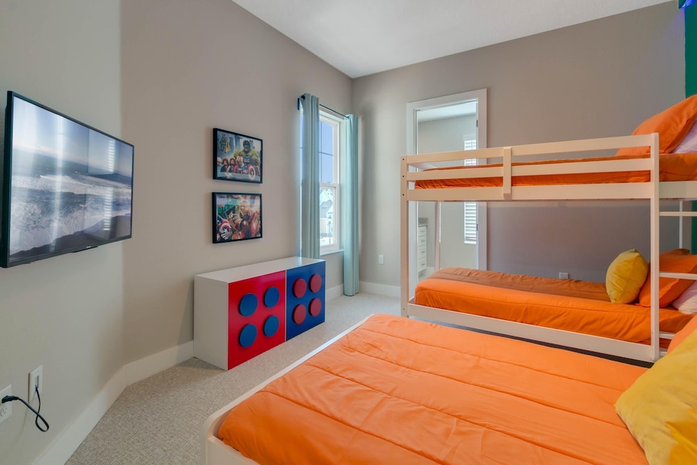 Apartment photo 2