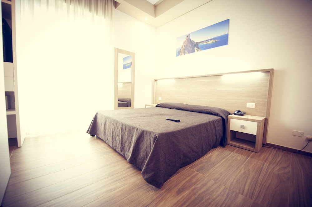 Triple Room - Photo 3