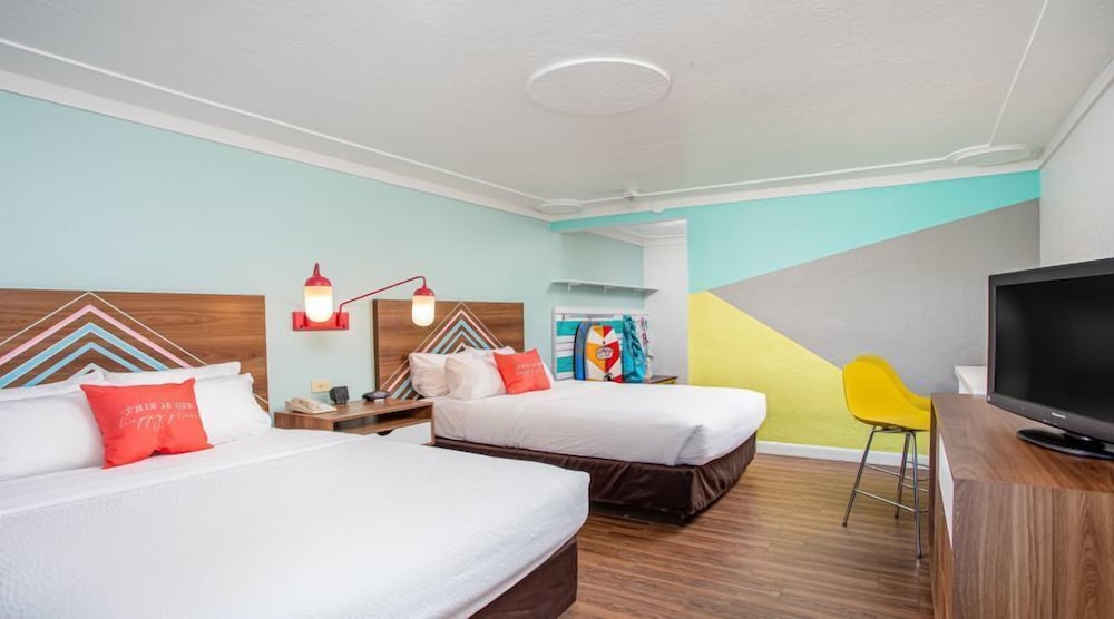 Standard Room, Poolside - Photo 3