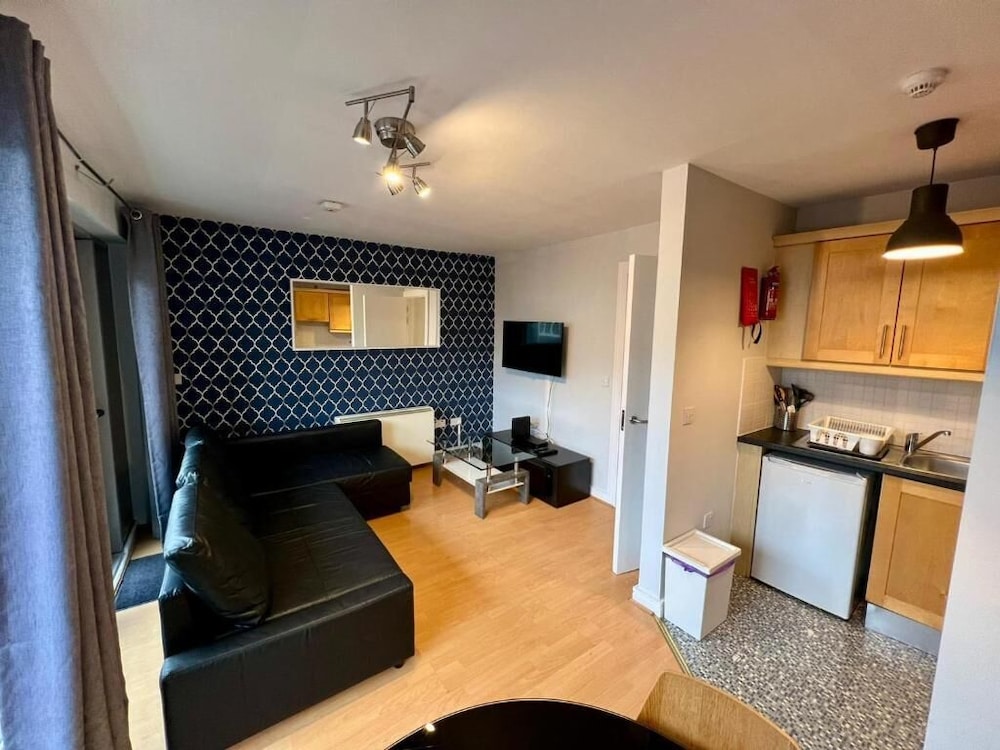 Family Apartment, 1 Bedroom, Non Smoking, Kitchen photo 2