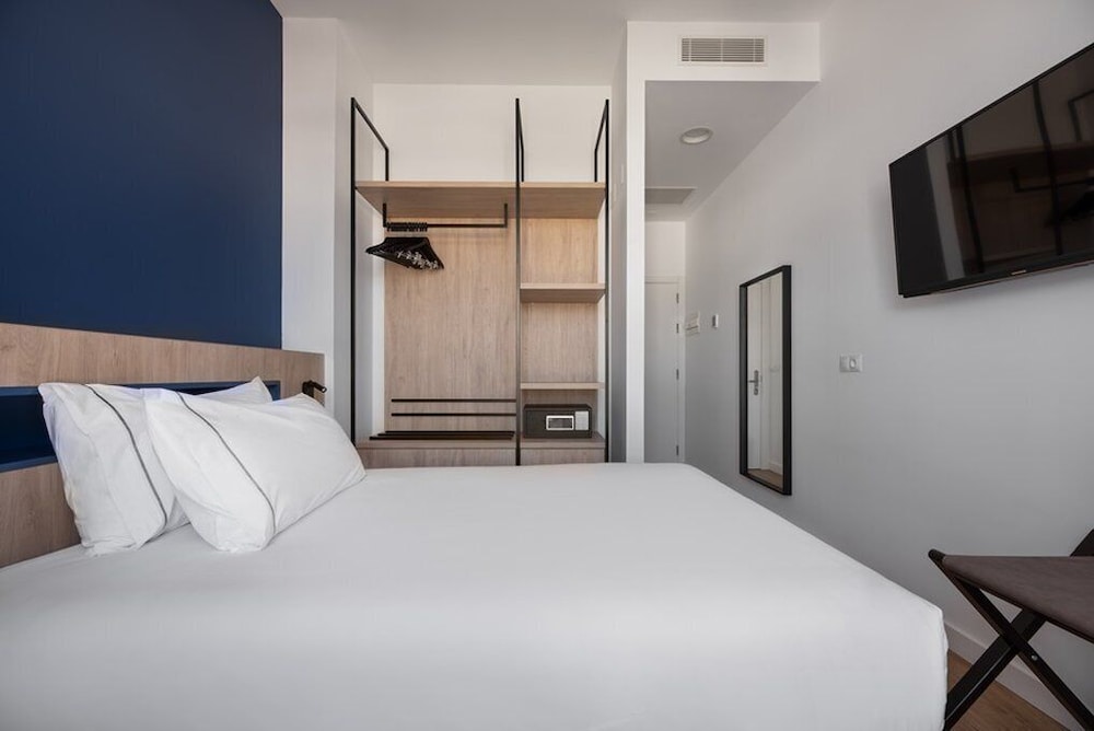 Deluxe Double Room - Photo 2