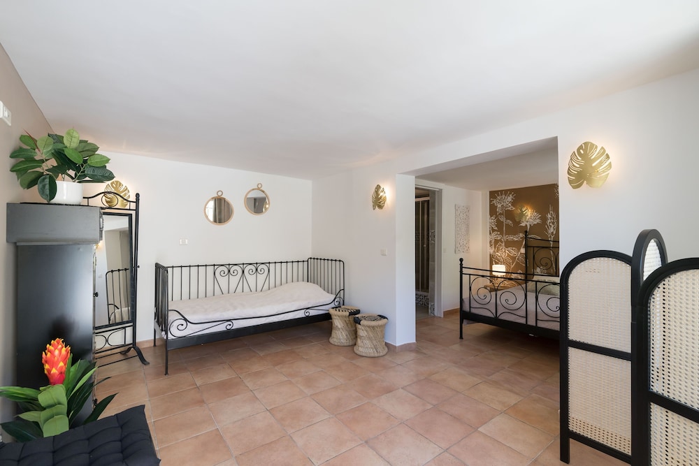 Junior Suite, Garden View - Photo 2