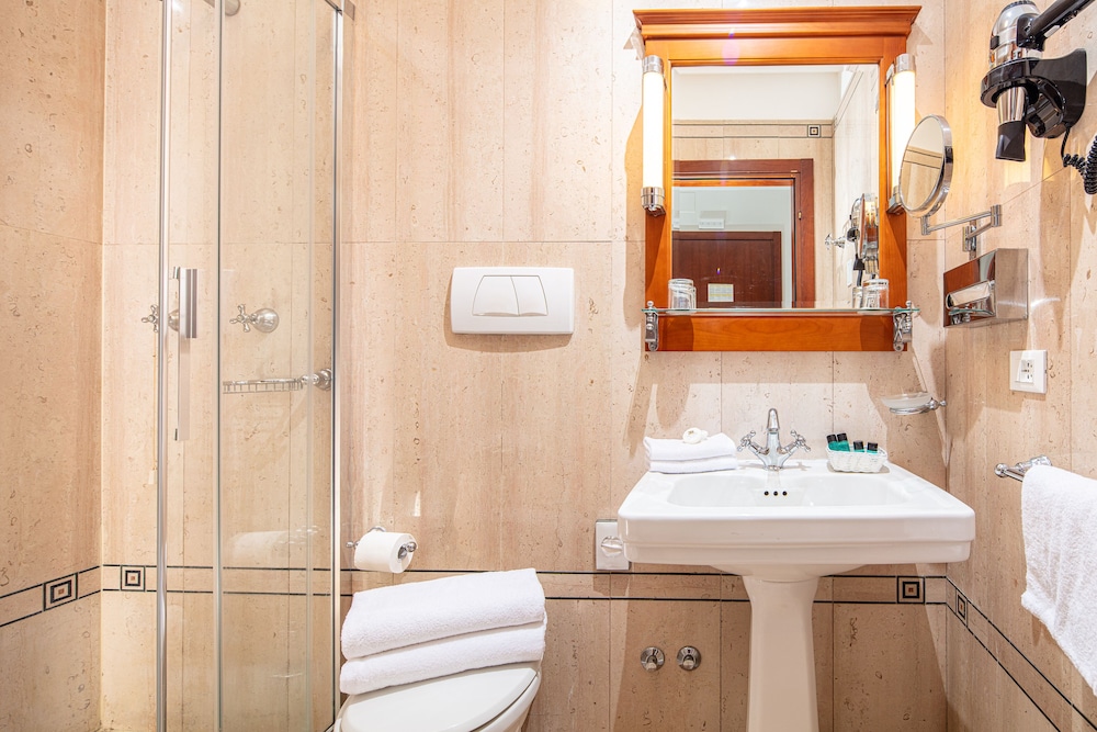 Classic Double Room - Photo 2