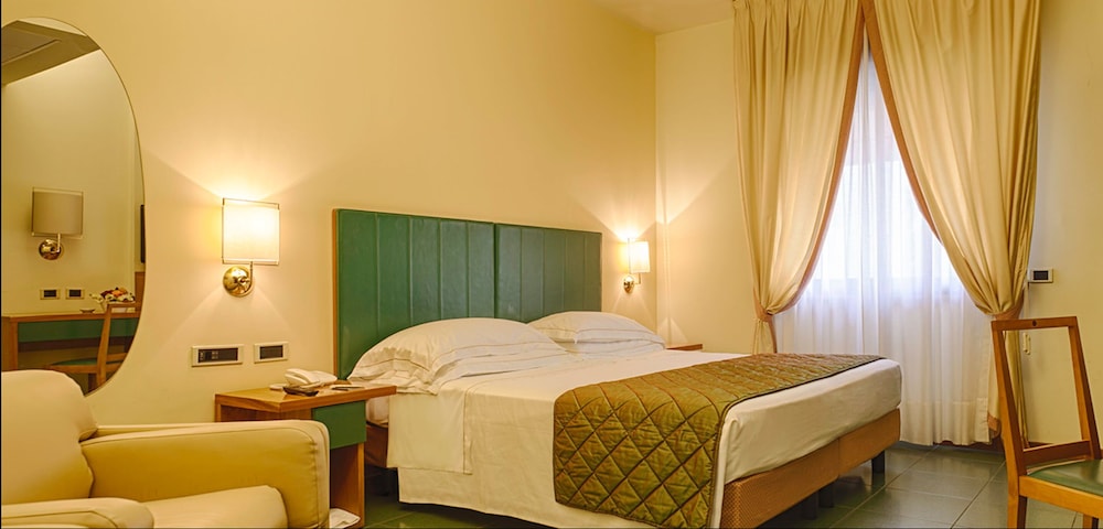 Classic Double Room photo 3