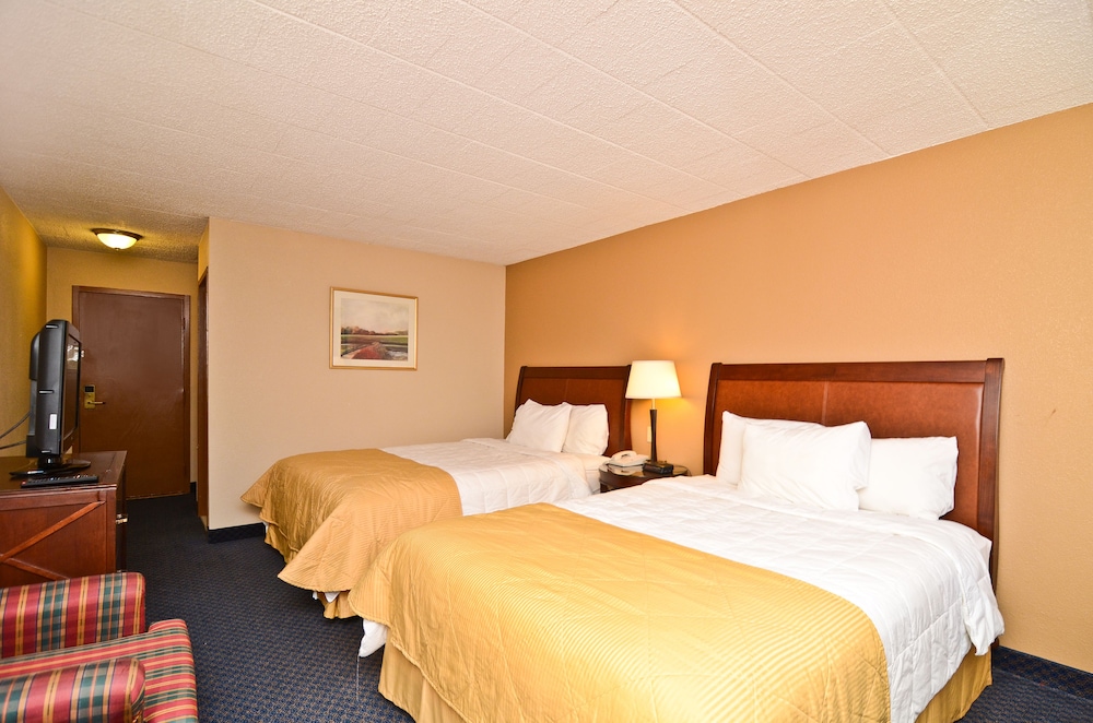 Deluxe Room, 2 Queen Beds, Non Smoking - Photo 4