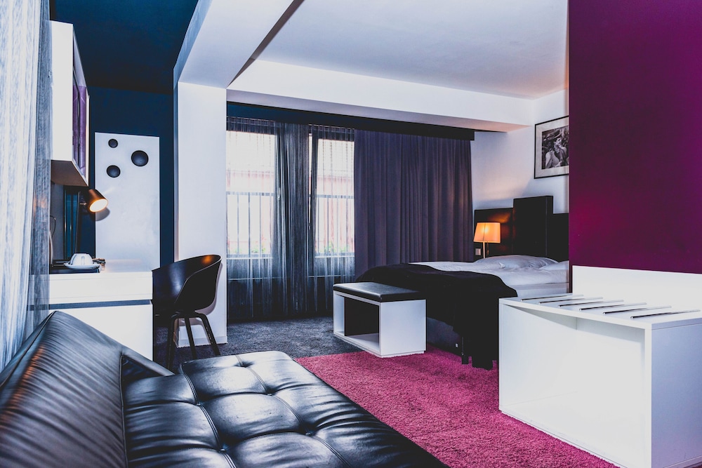 Double or Twin Room photo 3