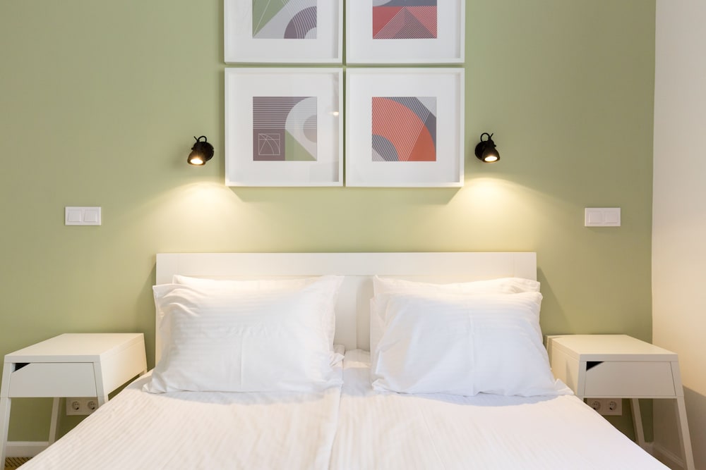 Signature Apartment, City View photo 2