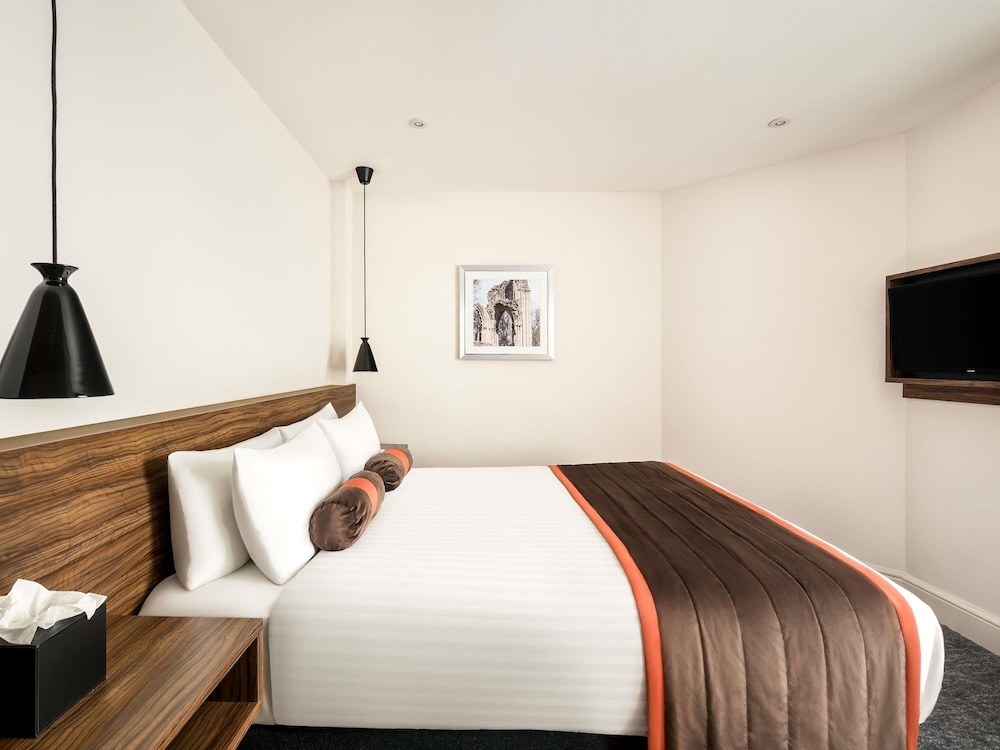 Family Room, 1 Double Bed with Sofa bed photo 2