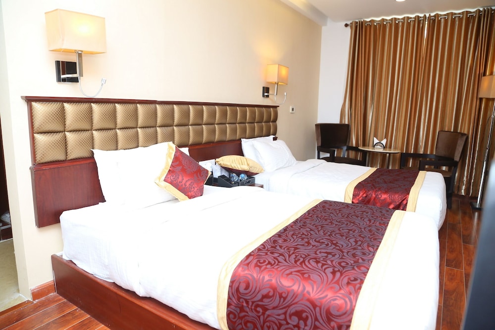 Executive Twin Room - Photo 6