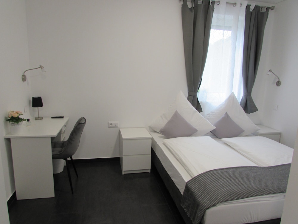 Standard Double Room photo 1