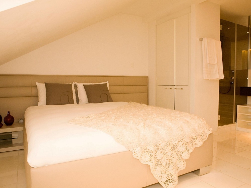 Grand Apartment photo 2